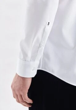 Seidensticker RegularCamicia EleganteWeiß Uomo Camicie 3SE22D3PD-A11 -Vendite Jones 0983da0bd18849c7bc872c928e0d2347