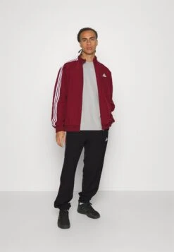 Adidas Sportswear 3Stripe Tracksuit SetTutaShadow Red/Black Uomo Pantaloni Sportivi E Joggers ADQ42K001-G11 -Vendite Jones 2b20358f1b4d4f588d8a39b288db5577