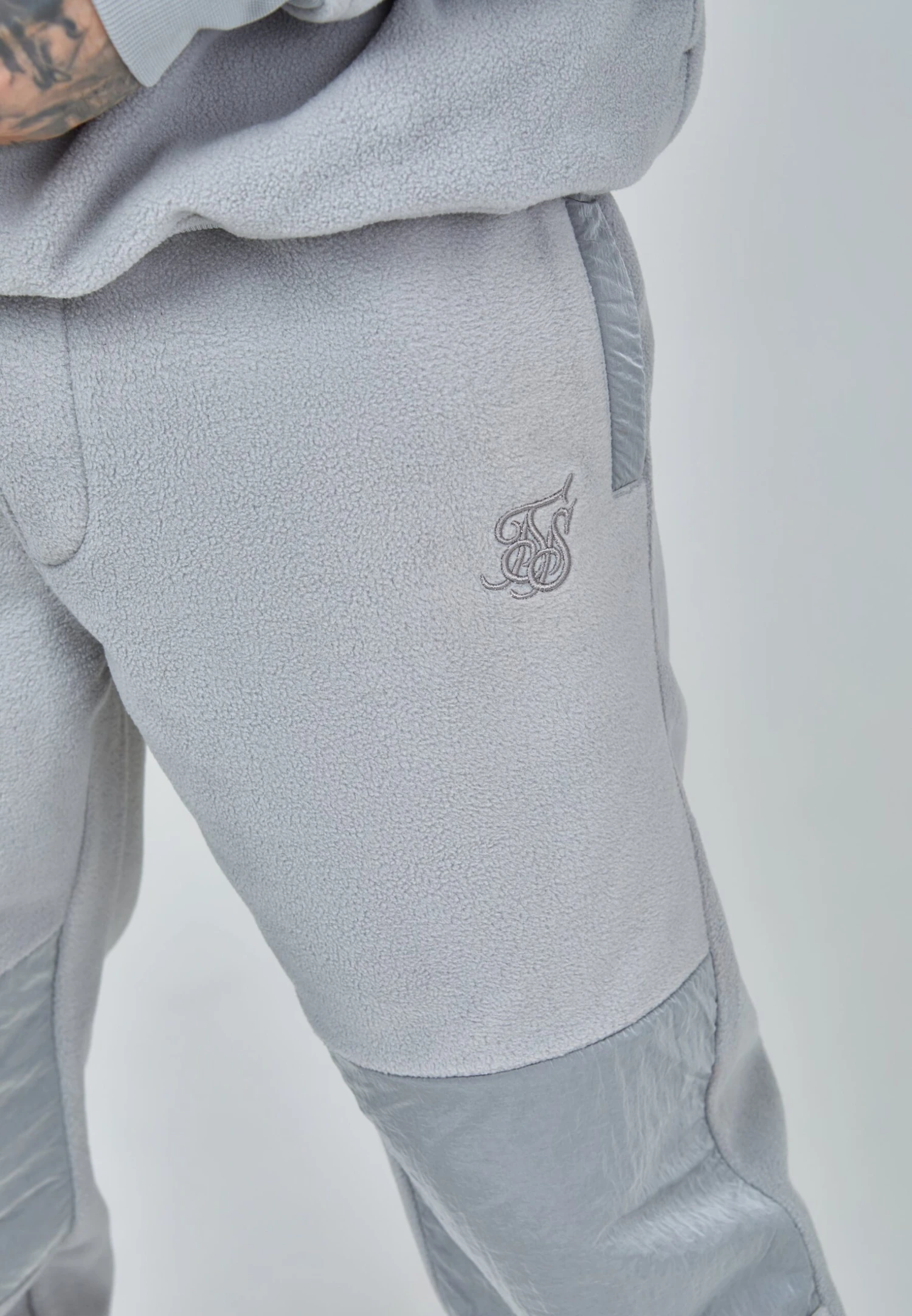SikSilk PanelledPantaloni SportiviGrey Uomo Pantaloni Sportivi E Joggers SIF22E0FY-C11 4 SikSilk PanelledPantaloni SportiviGrey Uomo Pantaloni Sportivi E Joggers SIF22E0FY-C11 - immagine 4