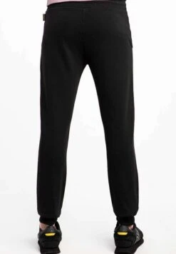 Napapijri Malis Pantaloni SportiviBlack Uomo Pantaloni Sportivi E Joggers NA622E01H-Q11 -Vendite Jones 42bfa53115ae4679a8242a354d6c7c71