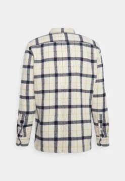 CASUAL FRIDAY CfantonCamiciaLight Sand Uomo Camicie C1A22D05S-B11 -Vendite Jones 464bd659ae254bc18d558a6d3cd32f90