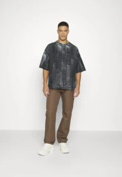 424 Pantalone UomoPantaloniBrown Uomo Pantaloni F4V22E00B-O11 11 424 Pantalone UomoPantaloniBrown Uomo Pantaloni F4V22E00B-O11 -Vendite Jones 51d366e45a634452a806d8c78e89d809