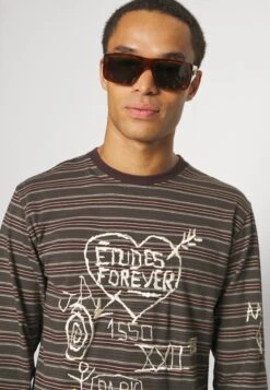 ETUDES Maglietta A Manica LungaMulti Coloured Uomo T-shirt E Polo ETF22O01E-T11 -Vendite Jones 52d28f3f200e492aad3be66fb38e424e