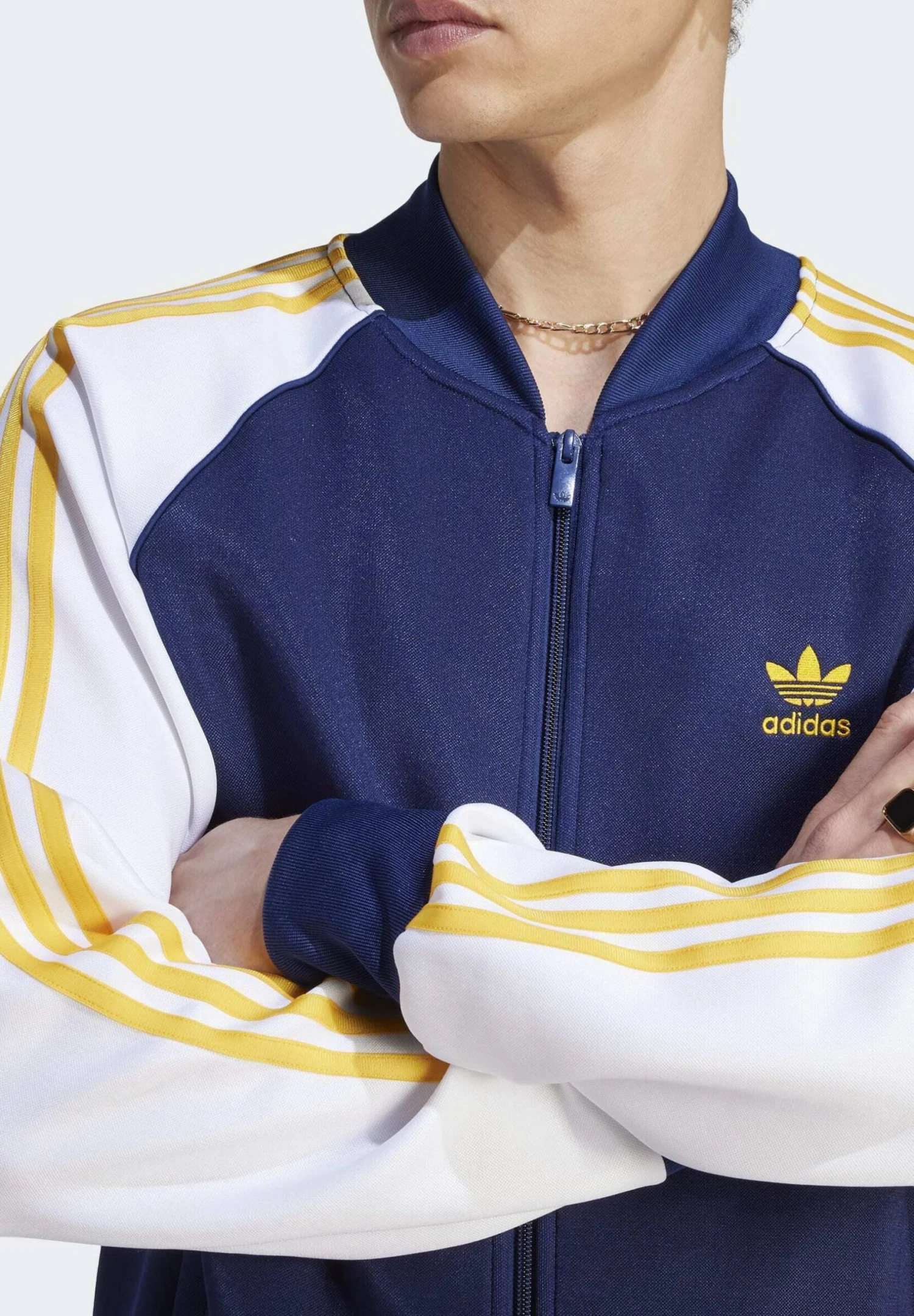 Adidas Originals ClassicsGiacca SportivaDark Blue Crew Yellow White Uomo Pantaloni Sportivi E Joggers AD122T0ED-K11 3 Adidas Originals ClassicsGiacca SportivaDark Blue Crew Yellow White Uomo Pantaloni Sportivi E Joggers AD122T0ED-K11 - immagine 3