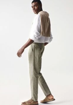 ChinoGrün Uomo Pantaloni SZ022E013-M11 7 ChinoGrün Uomo Pantaloni SZ022E013-M11 -Vendite Jones 543894d6d9e542628bfb5e00a8f5d7cd