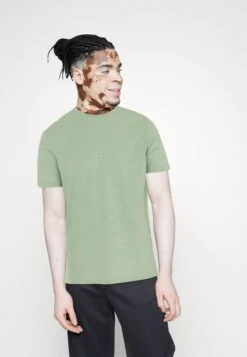 Pier One 7 PackT-Shirt BasicWhite/Yellow/Lilac Uomo T-shirt E Polo PI922O0PY-A16 -Vendite Jones 56c30a29de7145ecb570519538b9bcc3