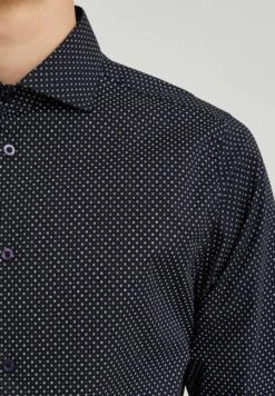 Bertoni KoliCamiciaMidnight Uomo Camicie B0122D027-K11 -Vendite Jones 58a366f8d3ee4433a2cf655fcbc20205