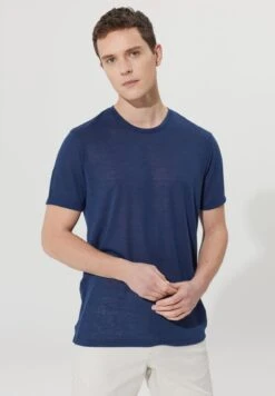 T-Shirt BasicNavy Blue Uomo T-shirt E Polo A7T22O02W-K11 -Vendite Jones 67b2199daecb4bd6817ffbed77a3bf15