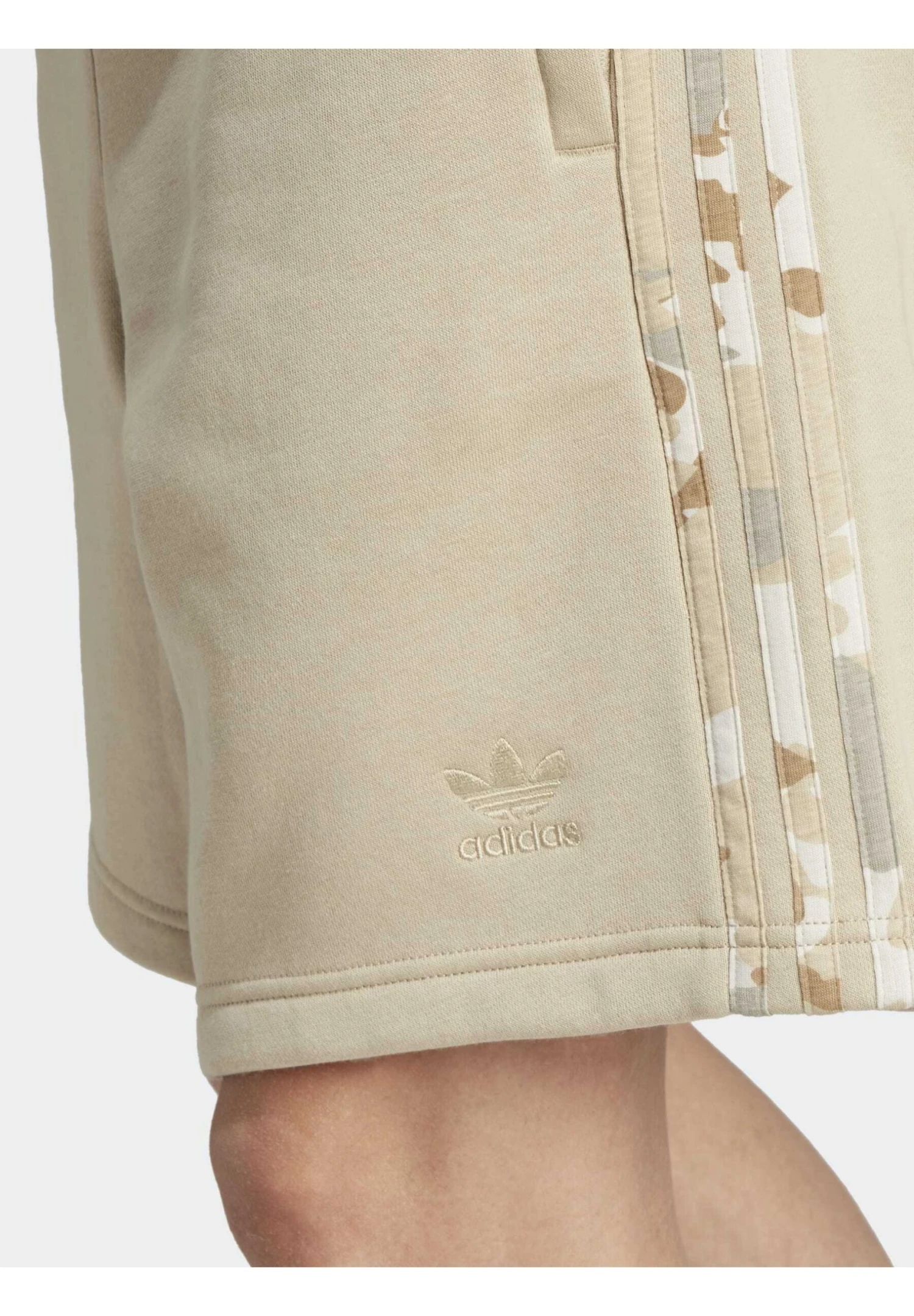 Adidas Originals Graphics Camo Stripe Pantaloni SportiviSavanna Uomo Pantaloni Sportivi E Joggers AD122F09F-B11 4 Adidas Originals Graphics Camo Stripe Pantaloni SportiviSavanna Uomo Pantaloni Sportivi E Joggers AD122F09F-B11 - immagine 4