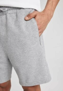 DeFacto Pantaloni Sportivi - Grey 7 DeFacto Pantaloni Sportivi - Grey -Vendite Jones 6e7dd70c2f9e4cba8efc0611762dca6e