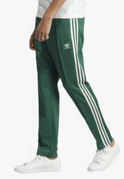 Adidas Originals BeckenbauerPantaloni SportiviDark Green Uomo Pantaloni AD122E0FV-M11 9 Adidas Originals BeckenbauerPantaloni SportiviDark Green Uomo Pantaloni AD122E0FV-M11 -Vendite Jones 6f69867d563f410ba76e536301d2303b