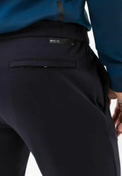 BRAX Style Silvio- Pantaloni Sportivi - Midnight -Vendite Jones 719eba00598f409b8c36dd75b53825a7