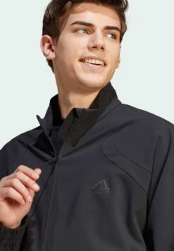 Adidas Sportswear City Escape TrackGiacca SportivaBlack Uomo Pantaloni Sportivi E Joggers ADQ22T00Z-Q11 11 Adidas Sportswear City Escape TrackGiacca SportivaBlack Uomo Pantaloni Sportivi E Joggers ADQ22T00Z-Q11 -Vendite Jones 7f7d392357ed468186fd34f6493b3b8a