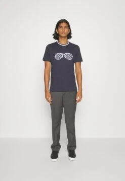 Prima pagina -Vendite Jones 802d00a2878143d1998cf4cf290c5919