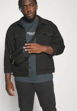 Levi's® Plus Tapered Plus SizeChinoMineral Black Uomo Pantaloni L0M22E005-Q11 9 Levi's® Plus Tapered Plus SizeChinoMineral Black Uomo Pantaloni L0M22E005-Q11 -Vendite Jones 8cd8a30fe42144e8b9072bc50fd788df