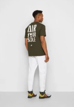 Nike Sportswear M Nsw Dna Hbr M90 T-Shirt Con StampaSequoia Uomo T-shirt E Polo NI122O0T0-Q11 -Vendite Jones 93dfb9e70e6a436ba72f3dc6f0b52f90