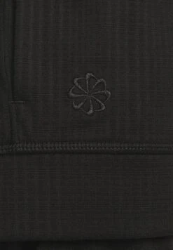 Nike Performance M Ny Df Stmt Jrsy FzGiacca SportivaBlack/Black Uomo Pantaloni Sportivi E Joggers N1242G16Z-Q11 15 Nike Performance M Ny Df Stmt Jrsy FzGiacca SportivaBlack/Black Uomo Pantaloni Sportivi E Joggers N1242G16Z-Q11 -Vendite Jones af87e036b385492c81aca8304856bec3