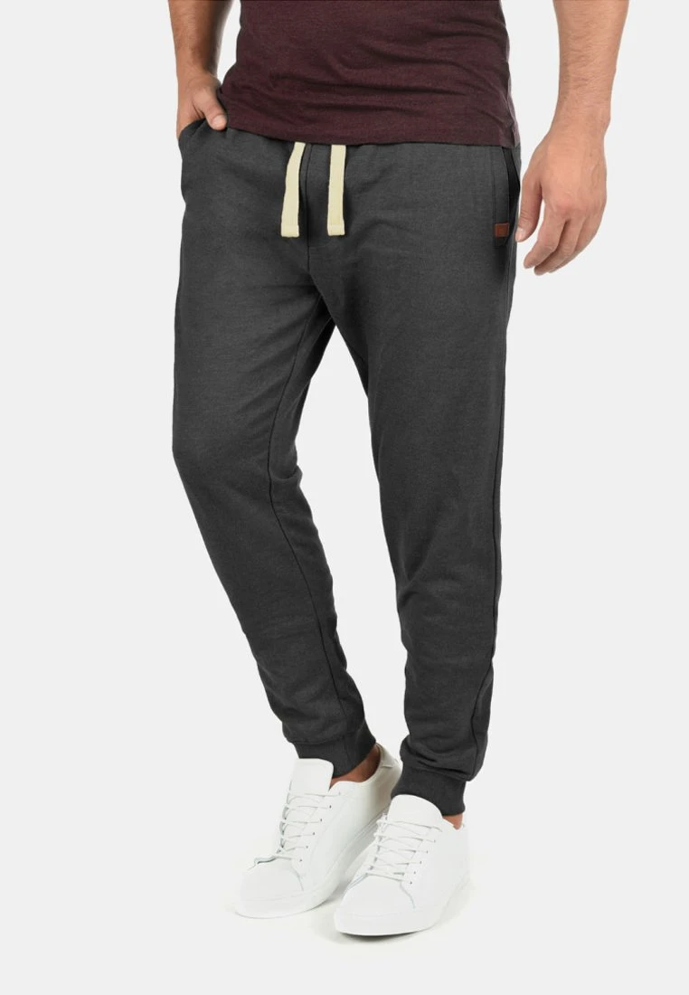 Blend BhtiloPantaloni SportiviCharcoal Uomo Pantaloni Sportivi E Joggers BL522E00W-C12 1 Blend BhtiloPantaloni SportiviCharcoal Uomo Pantaloni Sportivi E Joggers BL522E00W-C12