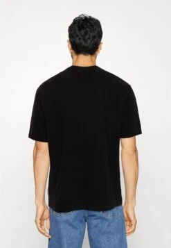 Marc O'Polo Short Sleeve Front Dividing Flatlock Stitching Binding At NeckT-Shirt BasicBlack Uomo T-shirt E Polo MA322O0IA-Q11 8 Marc O'Polo Short Sleeve Front Dividing Flatlock Stitching Binding At NeckT-Shirt BasicBlack Uomo T-shirt E Polo MA322O0IA-Q11 -Vendite Jones bf84f2b6b9e84aa78fb36cfc84effec2