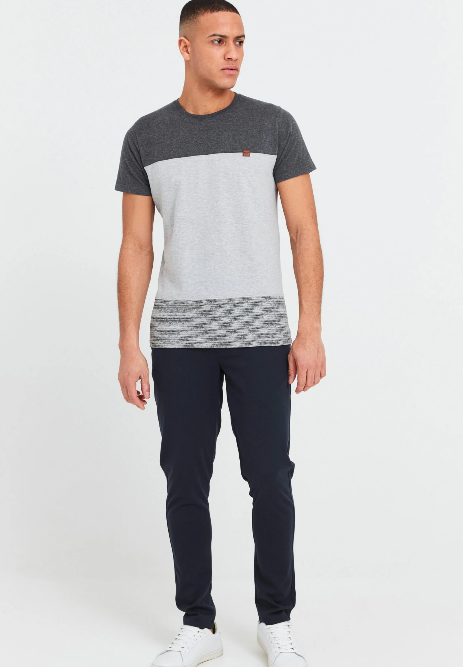 Solid SdoliveroPantaloniInsignia Blue Uomo Pantaloni SO422E02Q-K11 2 Solid SdoliveroPantaloniInsignia Blue Uomo Pantaloni SO422E02Q-K11 - immagine 2