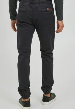 Indicode Jeans Idbrontus - Jeans Tapered Fit - Black -Vendite Jones c15ea3a404fe44b0b3dd6ce0d50e4504