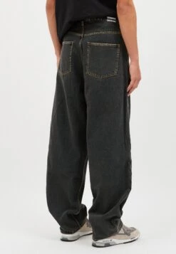 Dr. Denim Kobe - Jeans A Zampa - Tinted Black 7 Dr. Denim Kobe - Jeans A Zampa - Tinted Black -Vendite Jones c6d30ebabc564a369444c4ec80aaca8c