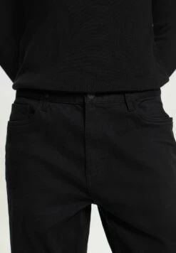 ESPRIT Jeans A SigarettaBlack Uomo Jeans ES122G0CC-Q11 10 ESPRIT Jeans A SigarettaBlack Uomo Jeans ES122G0CC-Q11 -Vendite Jones dce75f1a2357403eb702d56834fde896