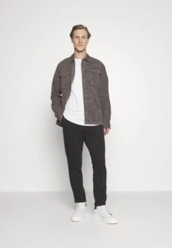 Antony Morato Trousers With Injection LogoPantaloni SportiviBlack Uomo Pantaloni Sportivi E Joggers A1822E052-Q11 -Vendite Jones de5aee7eed3b4db096d8d4c20321f1d8