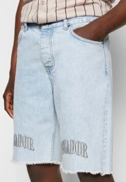 Pegador Burton Shorts Di JeansWashed Light Blue Uomo Jeans PEP22F001-K11 -Vendite Jones ebd896bb3b4c4cee855bbe26e58a18f7