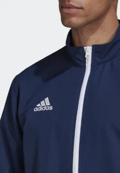 ADIDAS PERFORMANCE Entrada Presentation Giacca SportivaTeam Navy Blue 2 Uomo Pantaloni Sportivi E Joggers AD542F14M-K11 -Vendite Jones f05a5c6f85404b7bad680a64cc15c82e